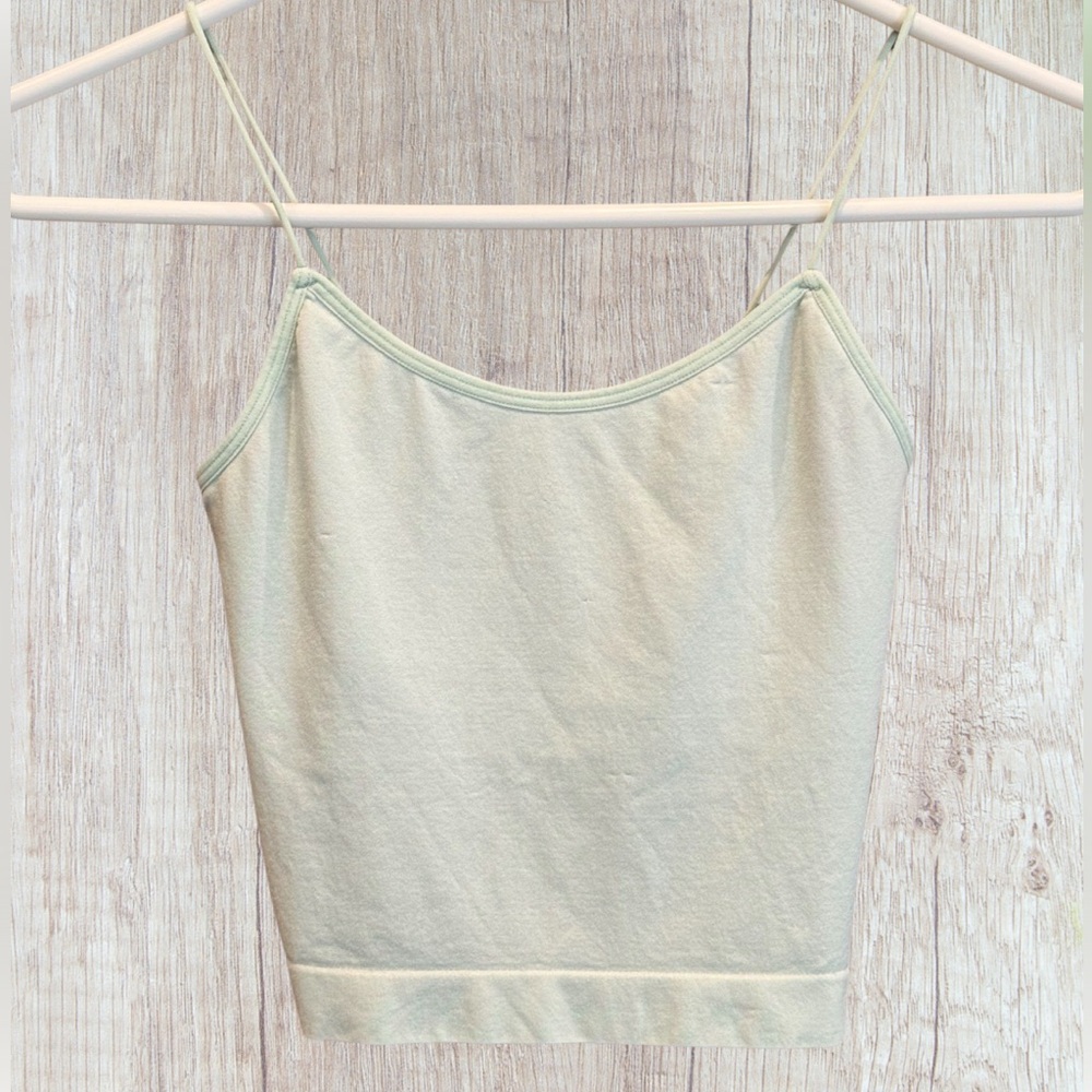Wallflower insta-smooth Cami w/built in bra, Women’s size small, Sea Green